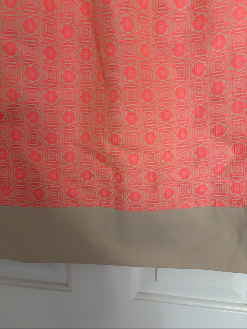 C.Luce Coral and Cream Geometric Floral Dress Fabric sz M - Picture 9 of 9